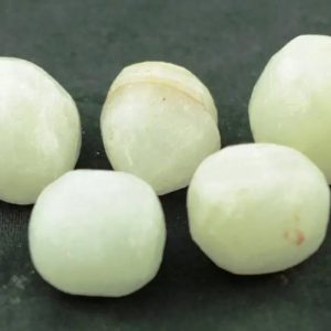 Rambutan Pearls - Type A2