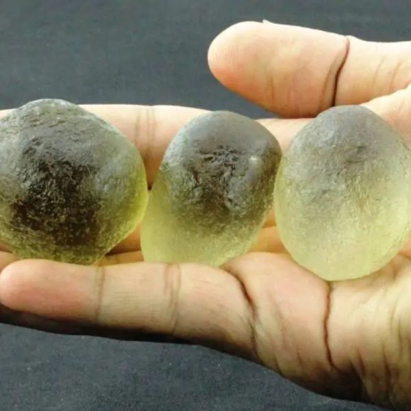 Rain Water Pearls - Type D - Image 2